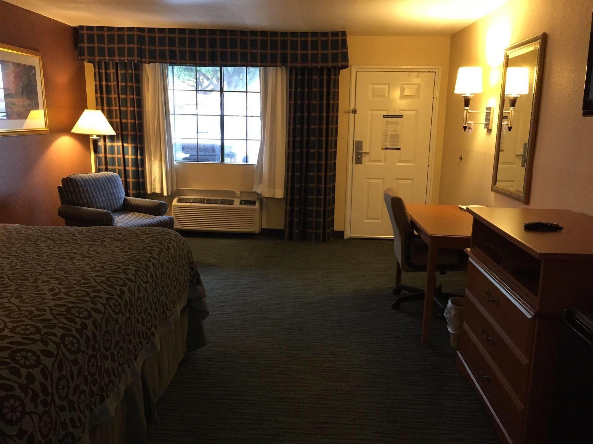 Hotel Days By Wyndham 2*